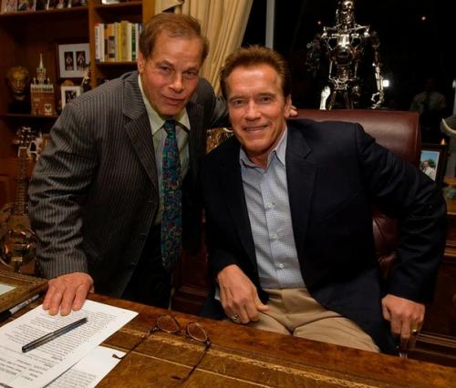 30 августа погиб лучший друг Арни, франко Коломбо. 01