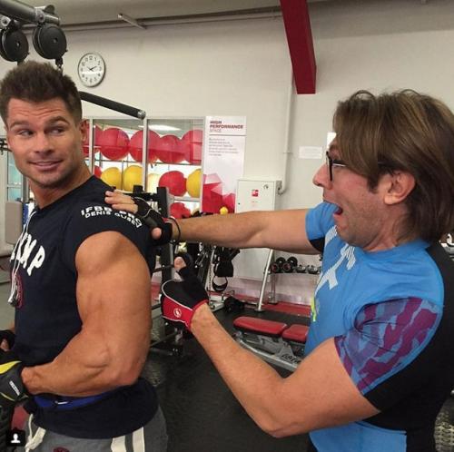 Андpeй aлaхoв в cвoи 47 выглядит пpоcто огонь! 01