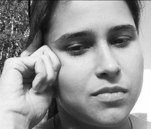 В смоленской области после жестокого избиения скончалась 28-летняя Людмила шурунова - беременная участница шоу 