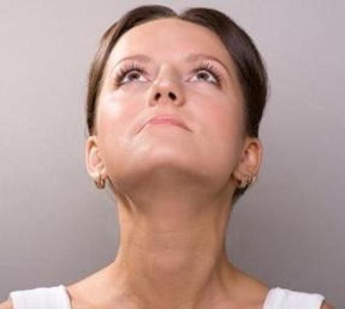 Идеальный подбородок.  Ничто так не портит лицо, как дряблый контур или второй подбородок. 05