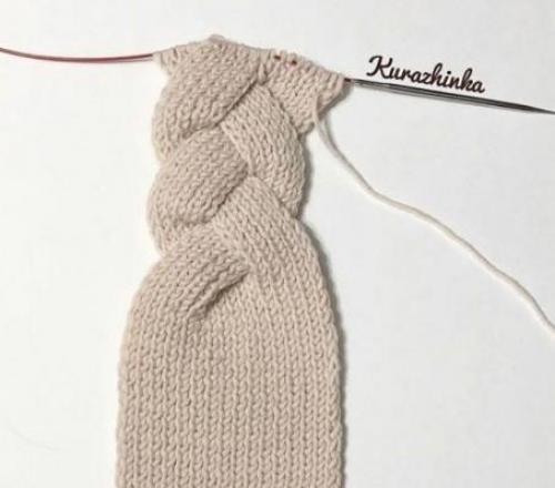 Мы вяжем оригинальную повязку на голову с косичкой. 02