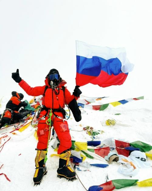 Валдис пельш окончательно разъяснил ситуацию с покорением Эвереста Викторией боней. 01