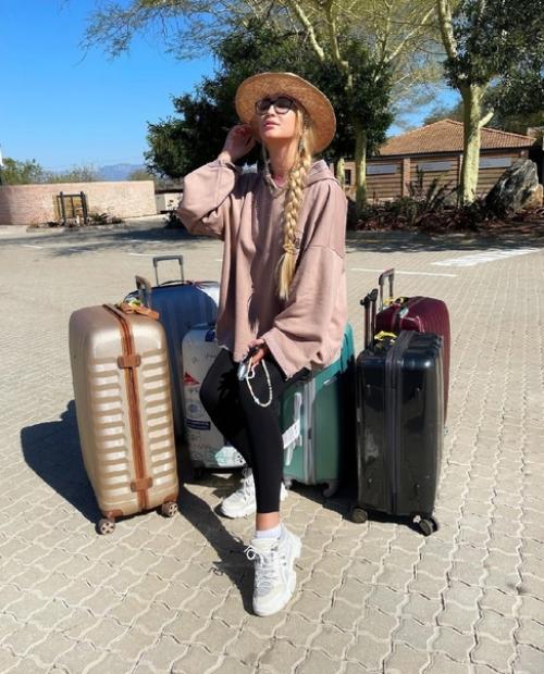 Ольга бузова улетела в Африку. 03