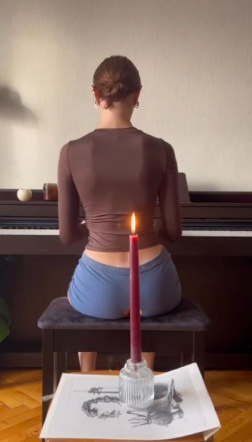 А вы точно учитель по музыке? 01