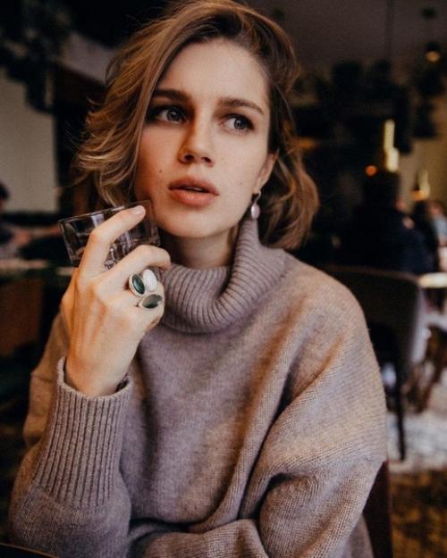 Выросли дочки, но не все поняли, что не надо сниматься в этом мылемыльном! 02