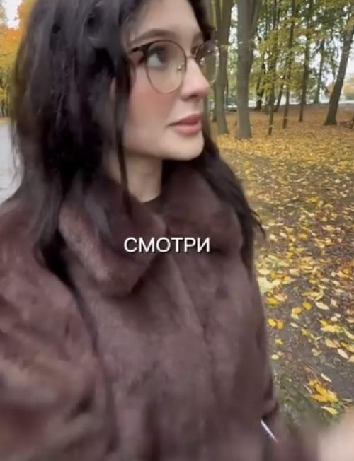 Аргентинка внезапно призналась, что по ночам нюхает скакости мужа.  