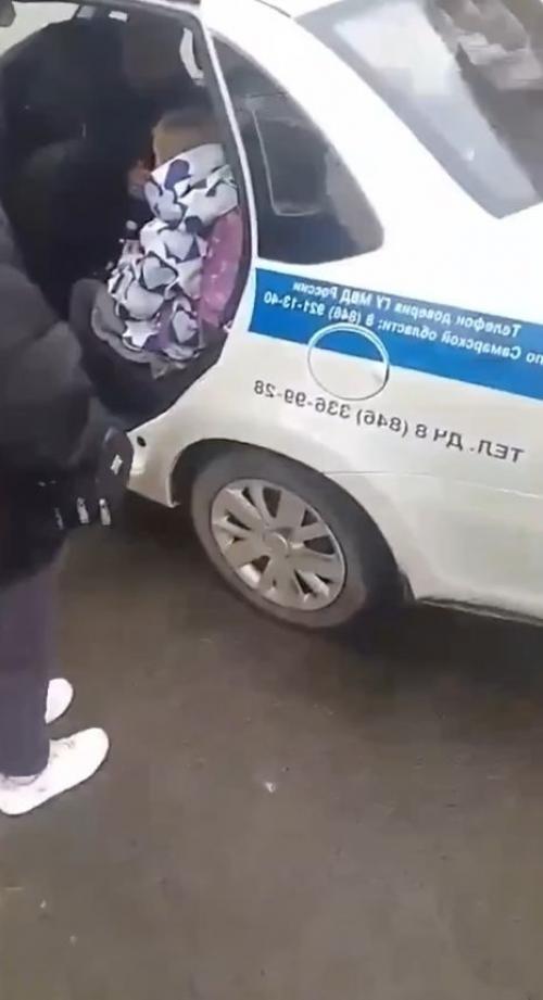 В Самаре водитель, сбивший девочку, остался на свободе, а спасателя объявили подозреваемым. 01