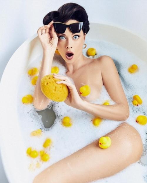 Настасья самбурская кадрами горячей фотосессии с уточками поделилась. 02