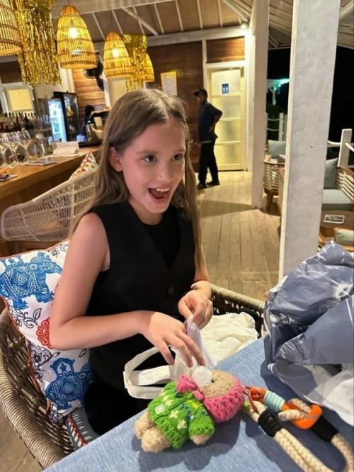 Кристина асмус снимок с отпуска вместе с дочерью Настей публикует.

