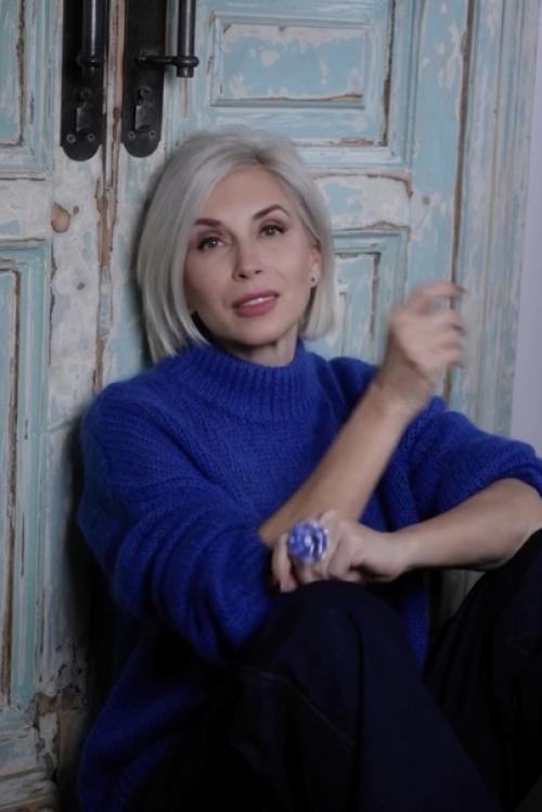 Помолодевшую Алену Свиридову заподозрили в пластических операциях. 01 Помолодевшую Алену Свиридову заподозрили в пластических операциях. 01