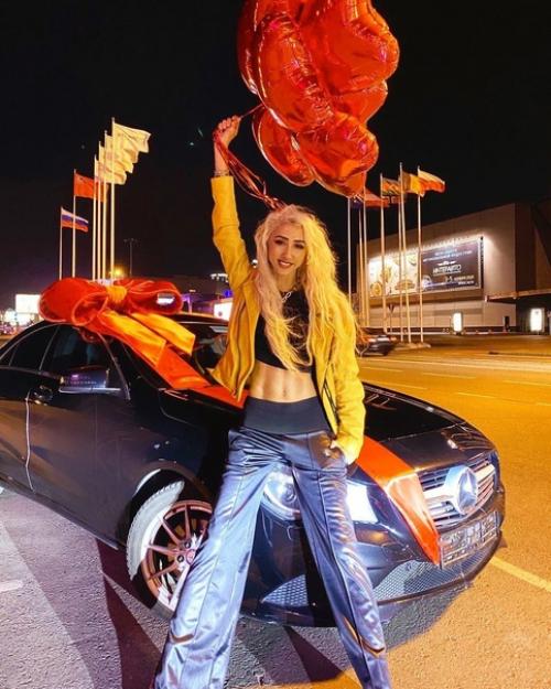 Вау!  Это же надо так выглядеть! 04