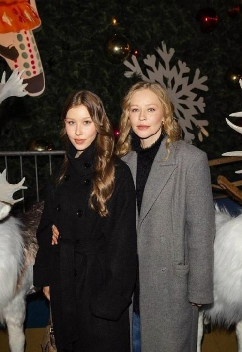 Я Теперь Хозяйка - 16-летняя Анна пересильд похвасталась тем, что освоила быт и стала самостоятельной. 02