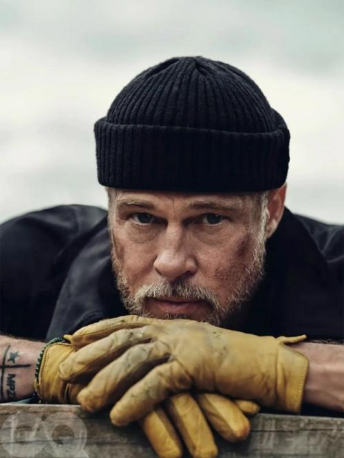 В сети обсуждают внешность 62-летнего Брэда питта. 01