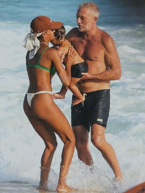 59-Летний Венсан Кассель продолжает жить свою лучшую жизнь. 02