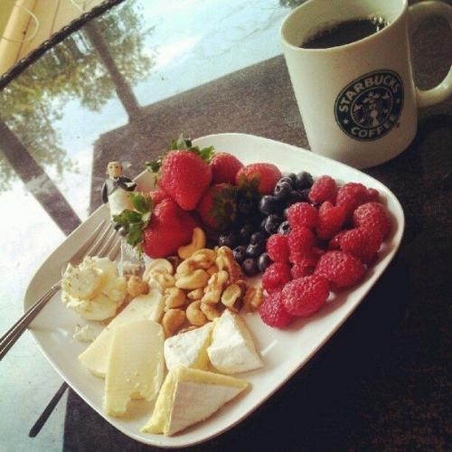 Здоровый завтрак: 4 варианта начать день с пользой для здоровья. 01 Здоровый завтрак: 4 варианта начать день с пользой для здоровья. 01