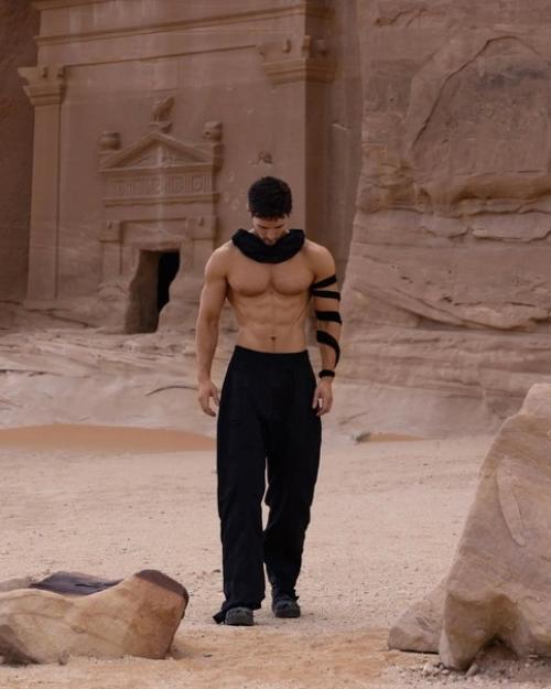 Павел Дуров три новых фото опубликовал! 02