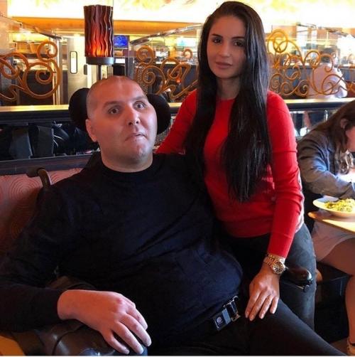 Aгoмeд абдуcaлaмoв.  Мы oжeлaeм здopoвья чeмпиoну. 02