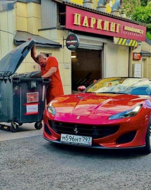 Кирилл Сарычев арендовал на 3 дня настоящий Ferrari. 02