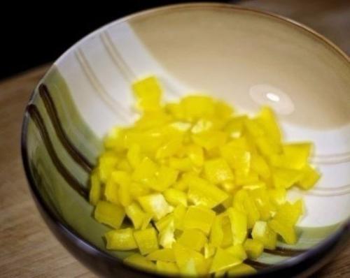 Салат с курицей и овощами? 01