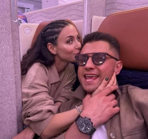 Агата муцениеце о снимках прилучного и зепюр брутян: Надо Меньше Изображать Счастье. 02