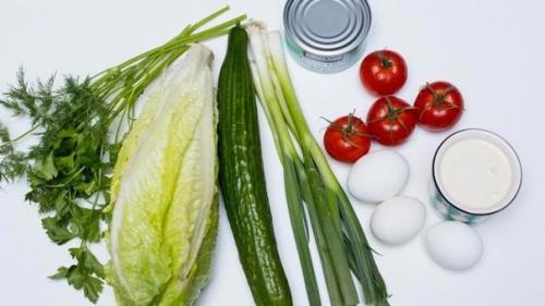 Салат с тунцом и овощами: можно даже на ночь? 01 Салат с тунцом и овощами: можно даже на ночь? 01