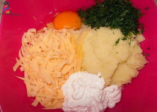 Котлеты из картофеля, сыра и укропа с грибами соус? 01 Котлеты из картофеля, сыра и укропа с грибами соус? 01