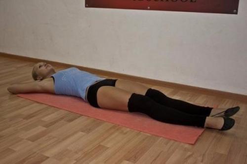 4 эффективных упражнения для плоского живота. 01