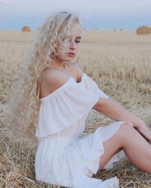 Говорят, Наталья землянухина справилась со страшной болезнью - анорексией. 01