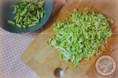 Куриный рулет по - восточному в пряном соусе? 05