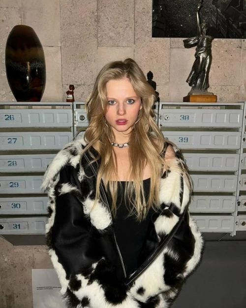 Ты Меня Бесишь: актриса Саша бортич ответила на замечания Никиты кологривого, который усомнился в её таланте.