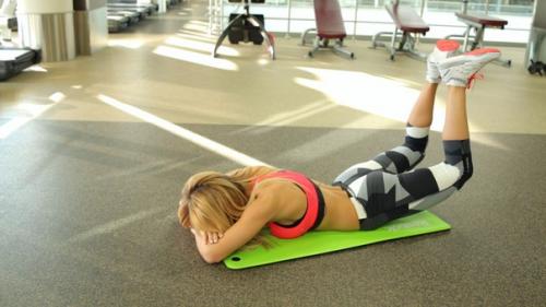 Топ - 5 упражнений для бедер и ягодиц. 07