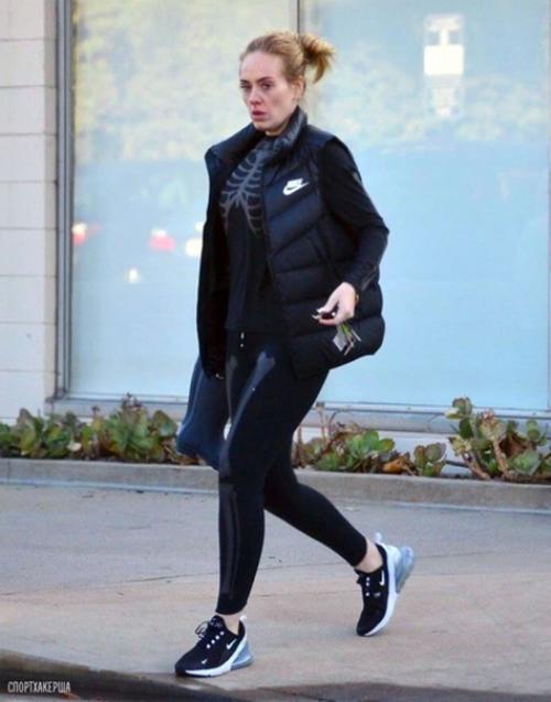 Потеряла около 45 кг: похудевшую певицу Адель стало трудно узнать. 02