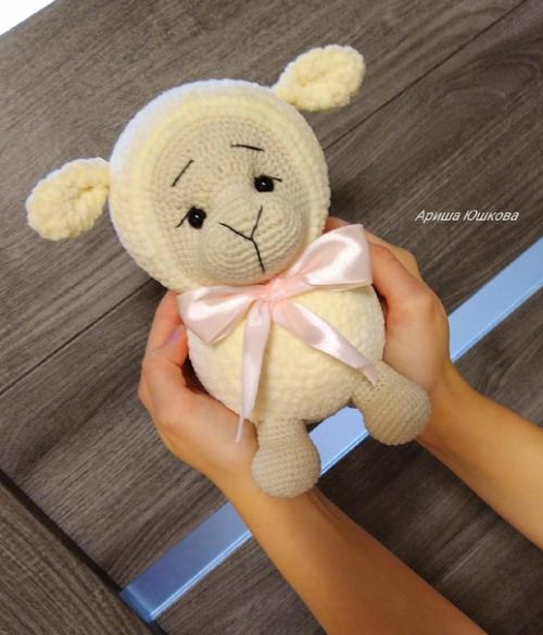 Автор этой очередной суперской работы - Ариша юшкова. 01