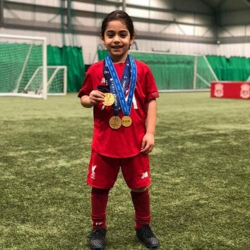 7-Летний иранский мальчик арат хоссейни с потрясающим накаченным телом. 02