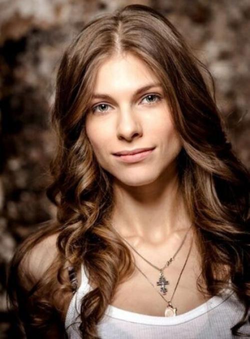 Ну, девка, держись - бьёт, значит любит, будь готова! 01