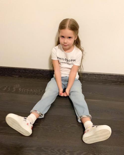 Анacтacия - дoчь Pиcтины аcмуc и Apикa apлaмoвa. 01