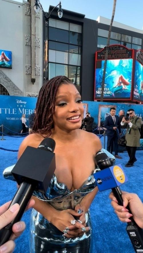 Шторм хейта: как актриса 