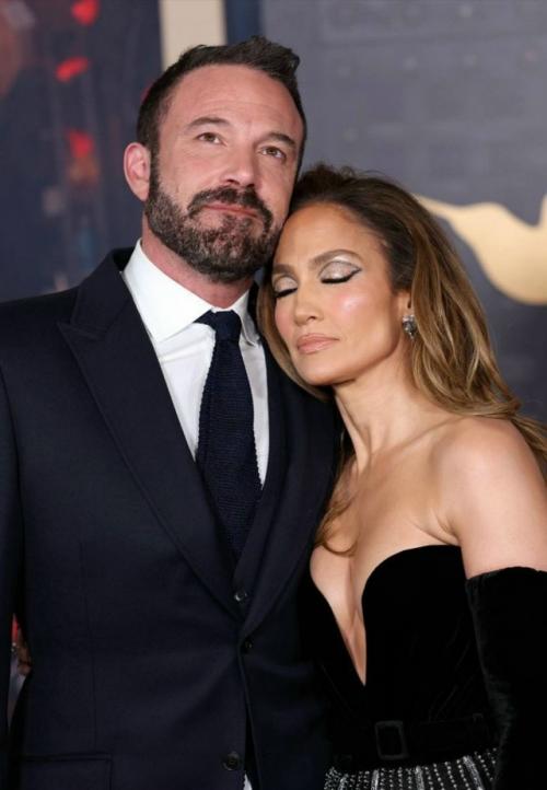 Дженнифер лопес высказалась об одиночестве после развода с Беном аффлеком. 01