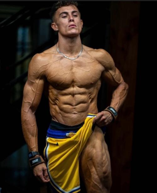 Атлет по имени джо гиллен. 01