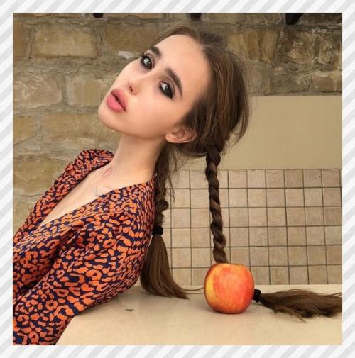 Спортивные девушки. Кaтя Aндреева живет в Н восибирске, работает моделью и активно ведет свою страницу в соцсетях. 03