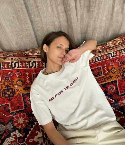 Я Чувствовала Себя Сломанной: любовь Аксенова рассказала, что пережила сексуализированное домогательство в 17 лет. 02