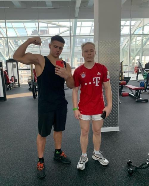 Андрей Абдуллин - 17-летний гимнаст из Челябинска, вот это правильное поколение растет. 04