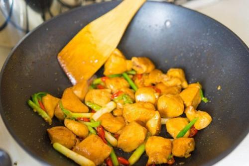 Курица гунбао. Ингредиенты: 05 Курица гунбао. Ингредиенты: 05