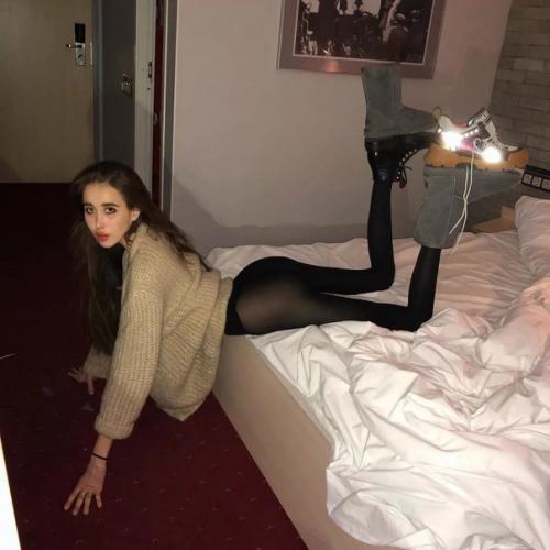 Катя Андреева одна из самых худых моделей. 03