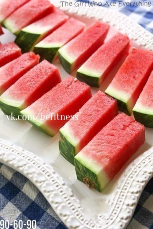 Как правильно нарезать арбуз! 04