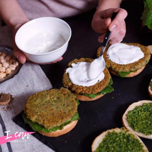 Нереальный вегетарианский бургер? 08