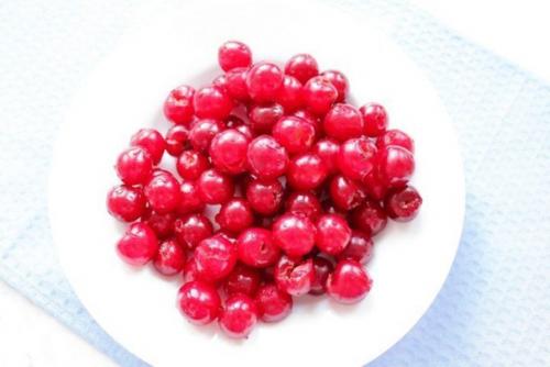 Низкокалорийный пирог с вишней. 06