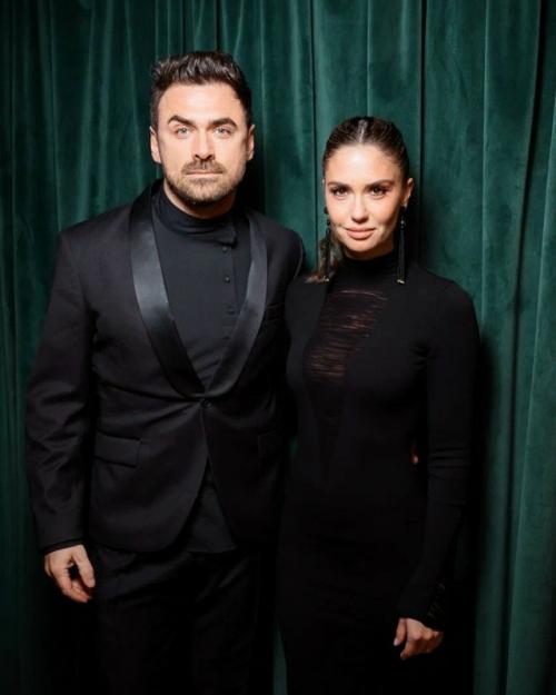 Миюша Сфоткала: беременная Агата муцениеце показала округлившийся живот на курорте. 02