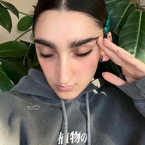 Армине Арутюнян признали одной модель, которая входит в топ 100 самых сексуальных девушек мира! 02