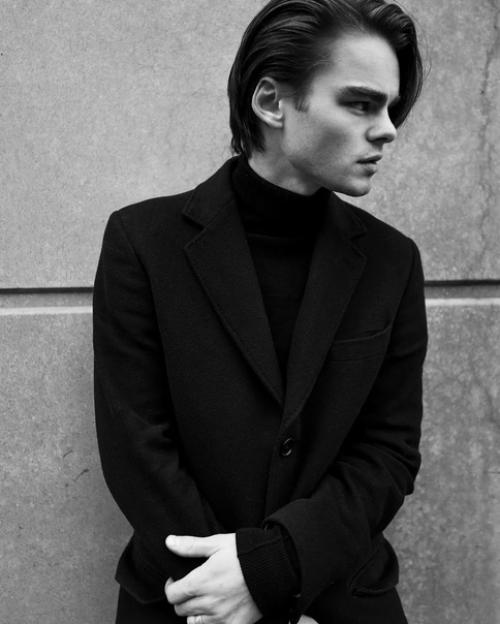 Красавчик Конрад аннеруд - шведский ди каприо в молодости. 04